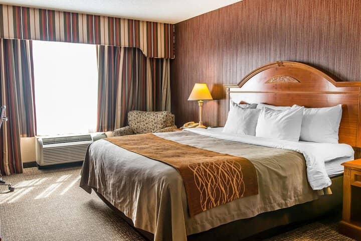 Room 16 of 35
